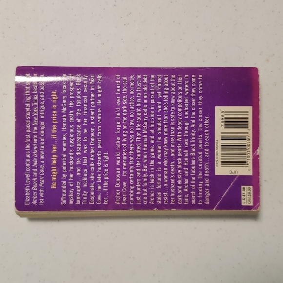 Pearl Cove by Elizabeth Lowell - Picture 2 of 2